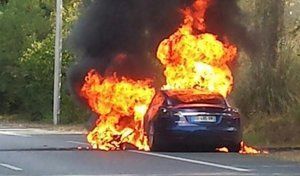 Nouvelle Tesla en feu : que faut-il en penser ?