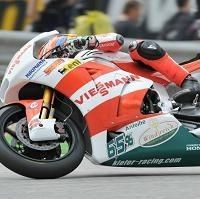 Moto 2 - France D.1: Bradl domine un peloton de furieux