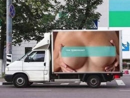 Russie : sur un camion, une publicité osée provoque plus de 500 accidents en 24h