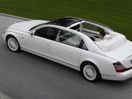 Maybach de retour au salon de Los Angeles via Mercedes