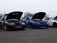 Dans les paddocks d'un circuit japonais..