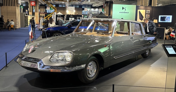 DS met la présidence à l’honneur au salon Rétromobile