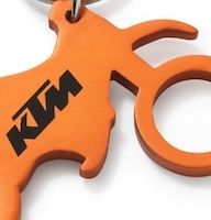 KTM: entre décapsuleur et bracelet survitaminé.