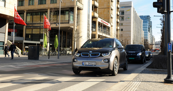 Presque 100 % d’électriques, le record historique qui humilie le reste de l’Europe