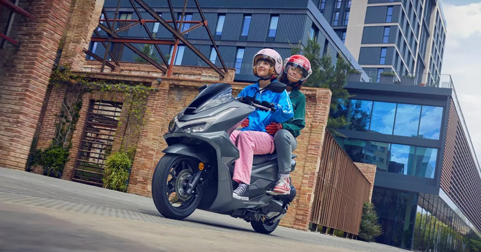 Des prix en baisse pour les scooters urbains Honda PCX 125 et Vision 110, une nouvelle version moins chère du SH 125 arrive en mai