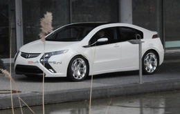 L'Opel Ampera débusquée