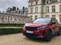 Essai vidéo - Peugeot 3008 restylé (2020) : le retour du roi