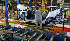 Baisse de 25% de la production à l'usine Renault de Douai : la faute aux SUV