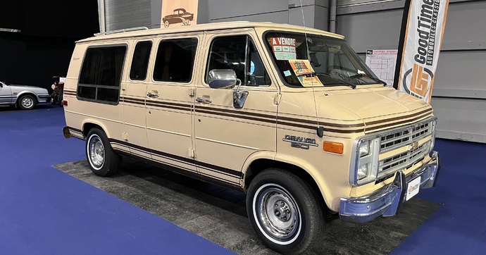 De l’Agence Tous Risques, ou presque, à la Dolce Vita : les maisons roulantes font le show à Rétromobile