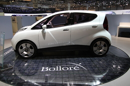 Pininfarina : pour ne pas broyer du noir, la Bluecar