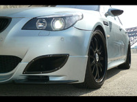 BMW M5 E60 by Wald : pas mal..