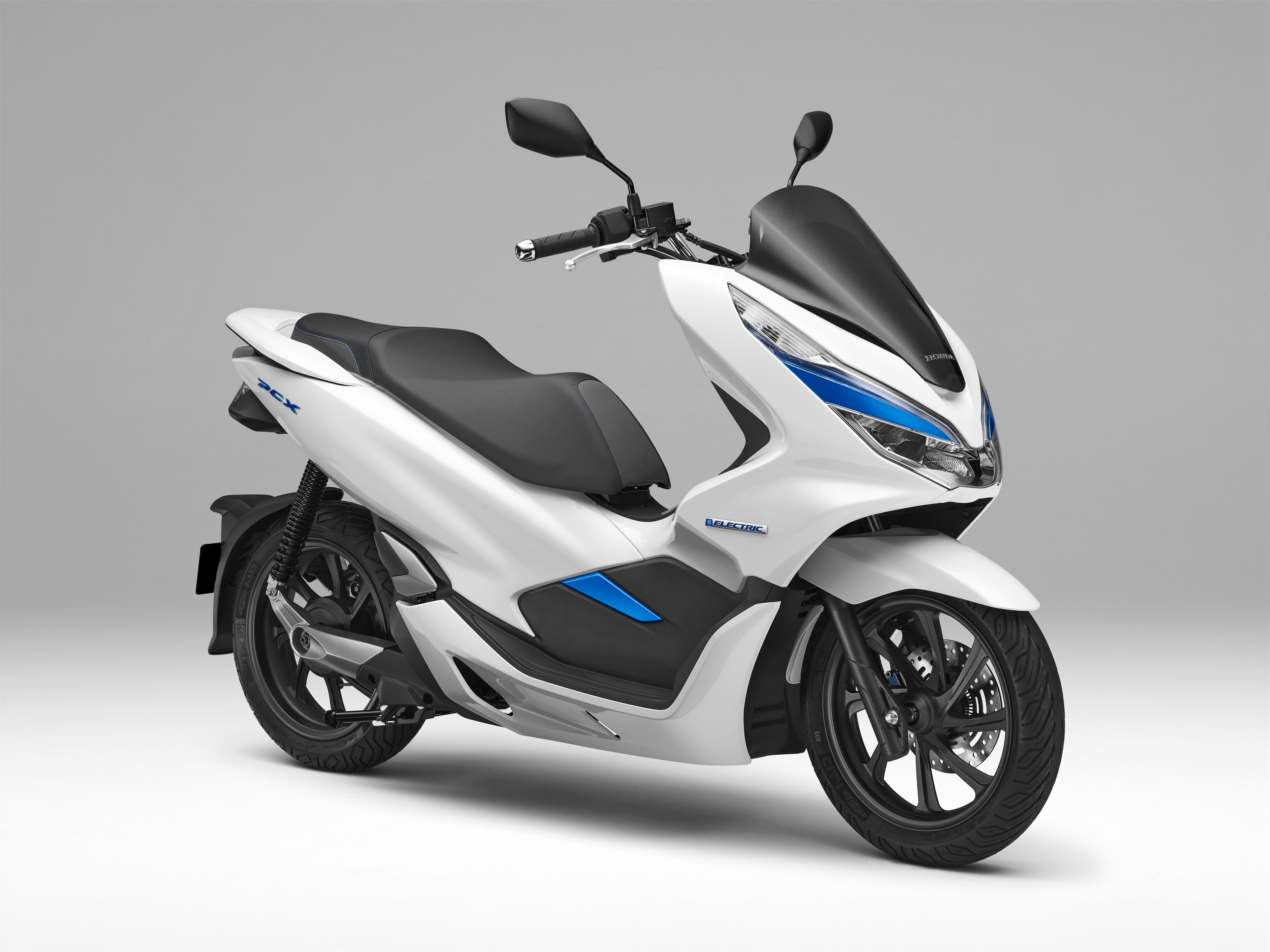 Honda PCX : une version électrique et hybride pour l'Asie