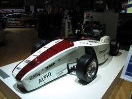 La Hyb-alpha exposée : une hybride bien sûr