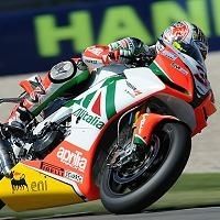 Superbike - Assen: Biaggi se dit victime du trafic en piste