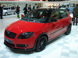 Skoda Fabia personnalisée en direct de Genève : des tentatives