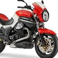 Nouveauté 2011 - Moto Guzzi: La Sport revendique son 8V avec une robe bigarrée