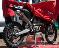 Nouveauté : les photos de la 450 Husqvarna 2011 au moteur BMW !