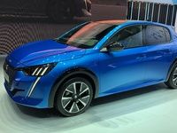 Peugeot e-208 : les premières images en live du salon de Genève 2019