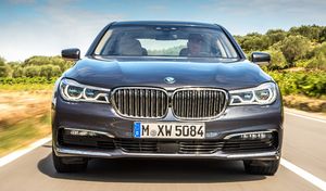 La bonne nouvelle du dimanche soir - BMW va recruter au Mondial de Paris