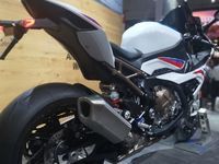 BMW S1000 RR 2019 en vidéo