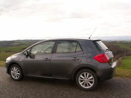 La Toyota Auris hybride à l'horizon 2010