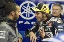 MotoGP : Lewis Hamilton aimerait y goûter