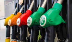Le carburant est-il trop cher à cause des gouvernements ?