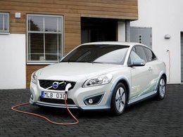 ELVIIS : l'interface intelligente de recharge de voiture électrique par Volvo et Ericsson