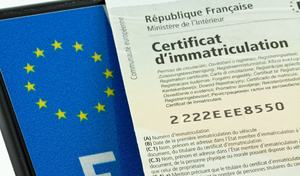 Cartes grises, permis de conduire : en ligne, dès aujourd'hui