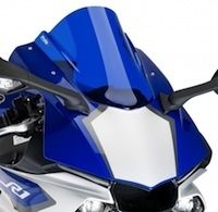 Puig: une bulle double courbure pour la dernière version de Yamaha YZF-R1 (2015)