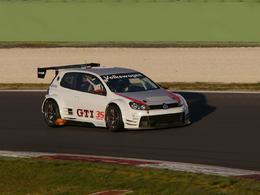 Une Volkswagen Golf officielle aux 24 Heures du Nürburgring!
