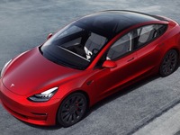 Tesla Model 3: déjà un restylage !
