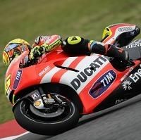 Moto GP - Catalogne: Valentino Rossi le dit, si c'est dur en piste ce n'est pas la faute à Simoncelli mais de la réglementation des 800 !