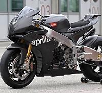 Superbike - Aprilia: La RSV4 compétition client attendue à Monza