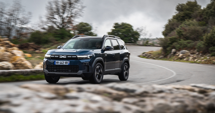 Le Dacia Bigster hybrid GPL est-il la meilleure solution pour permettre aux familles de rouler moins cher ?