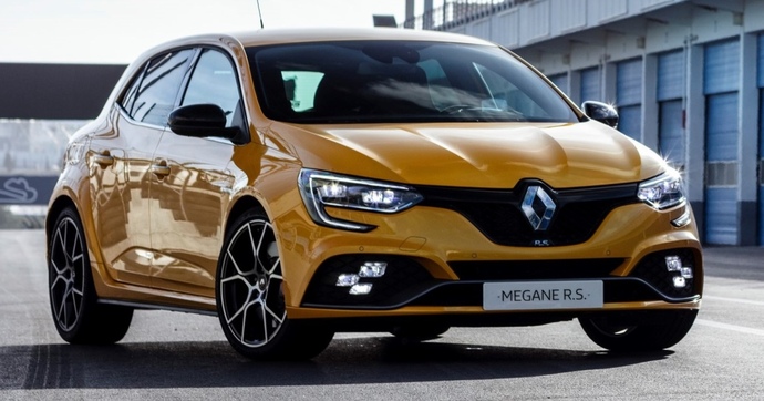 Il prenait tellement de risques en Renault Mégane RS volée que les gendarmes ont préféré s'éloigner