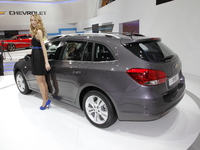 En direct de Genève 2012 + video : Chevrolet Cruze SW, la grande famille