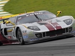 Makowiecki repart en GT1 avec Marc VDS