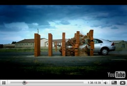 Réveil Auto - Crash test Top Gear : les étoiles sont remplacées par des murs de briques