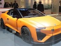 Aiways Roland Gumpert Nathalie : supercar à pile à combustible - En direct du salon de Genève