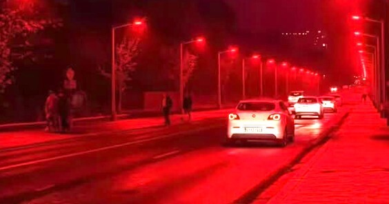 Quand l'Europe éclaire en rouge… et met les motards dans le noir