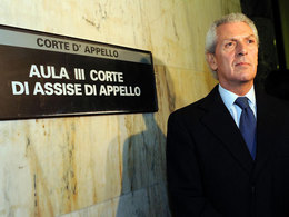 Le patron de Pirelli condamné pour recel et espionnage