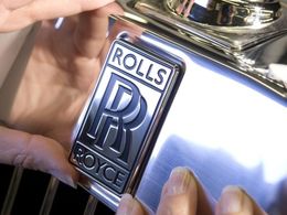 Rolls Royce embauche, c'est la crise