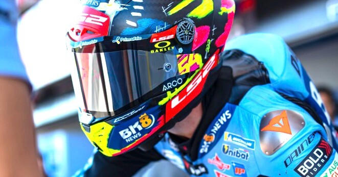 Panique dans le paddock MotoGP : quatre pilotes toujours sans casque homologué à quelques jours du premier GP