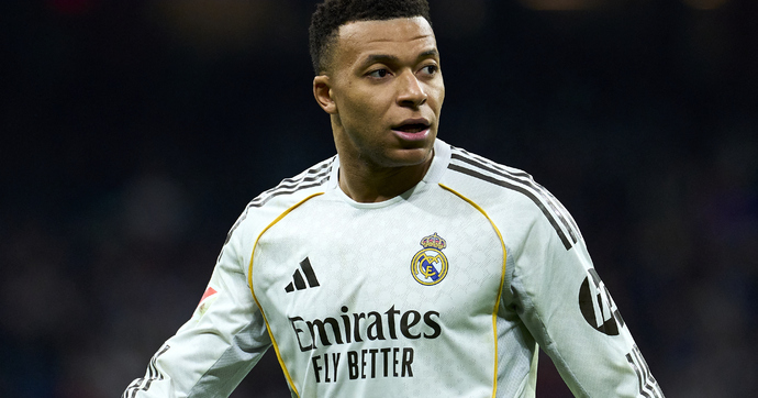 Kylian Mbappé va enfin pouvoir mettre un "A" sur sa Ferrari SF90 (s'il réussit son examen)