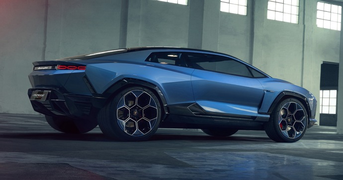 Lamborghini annule carrément son projet de voiture électrique car « personne n’en veut pour le moment »
