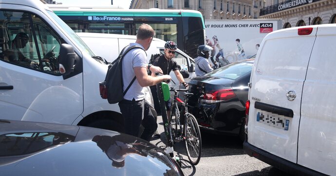 Municipales Paris 2026 : entre 90 km/h sur le périph' et "boulevard paysager", le grand délire des promesses auto ?