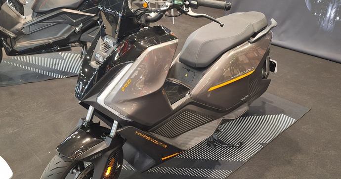 Un nouveau scooter électrique arrive chez Pink et est présenté en avant-première à Lyon