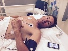Troy Bayliss se fracture une vertèbre en compétition