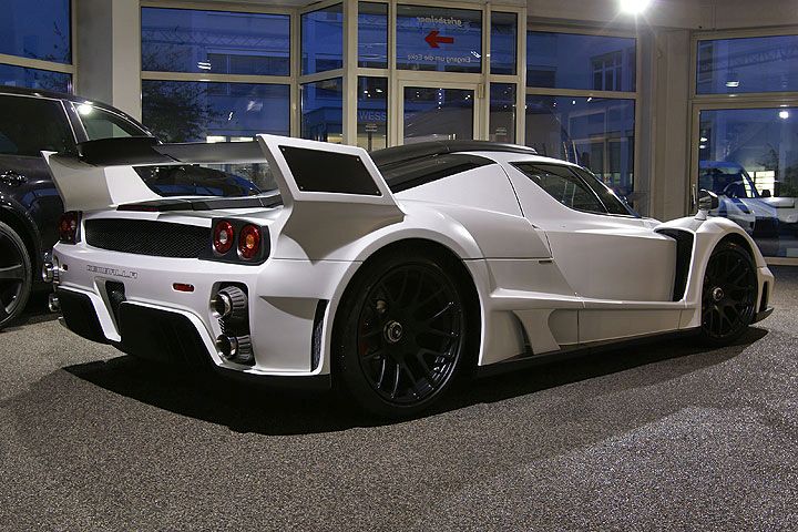 Gemballa MIG-U1 sur base Ferrari Enzo : space mountain